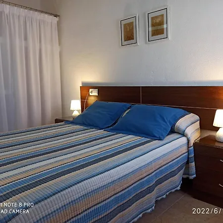 Galet House For 4 People With Barbecue And Near * Deltebre