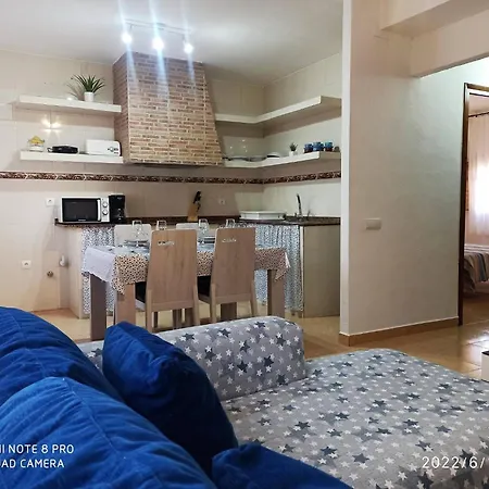 Galet House For 4 People With Barbecue And Near Deltebre