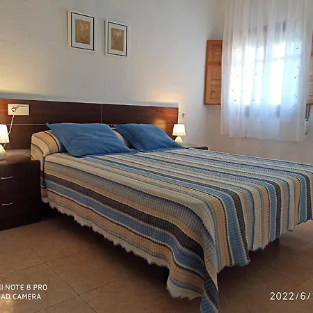 Galet House For 4 People With Barbecue And Near Holiday home Deltebre