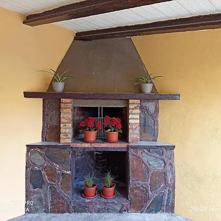 Galet House For 4 People With Barbecue And Near Holiday home *