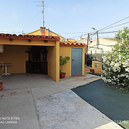 Holiday home Galet House For 4 People With Barbecue And Near Deltebre